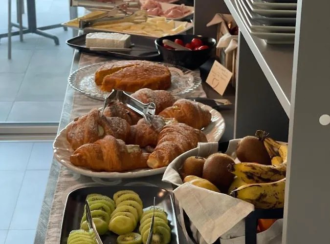 Lough Bed and breakfast Colà