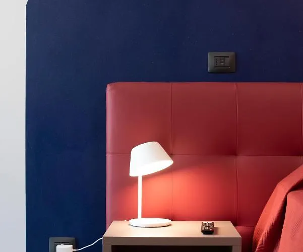 לינה וארוחת בוקר Lough